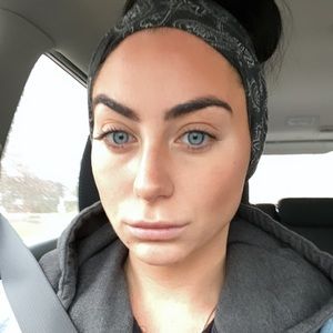 Meet your Posher, Racquel